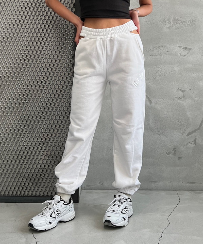 Waist slit sweat pants
