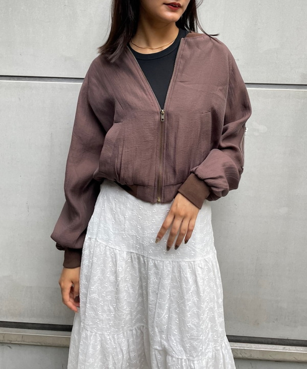 Enbroidery short blouson