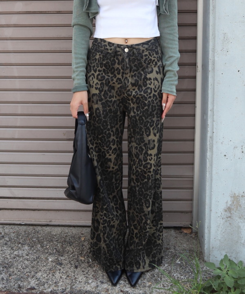 Leopard straight pants